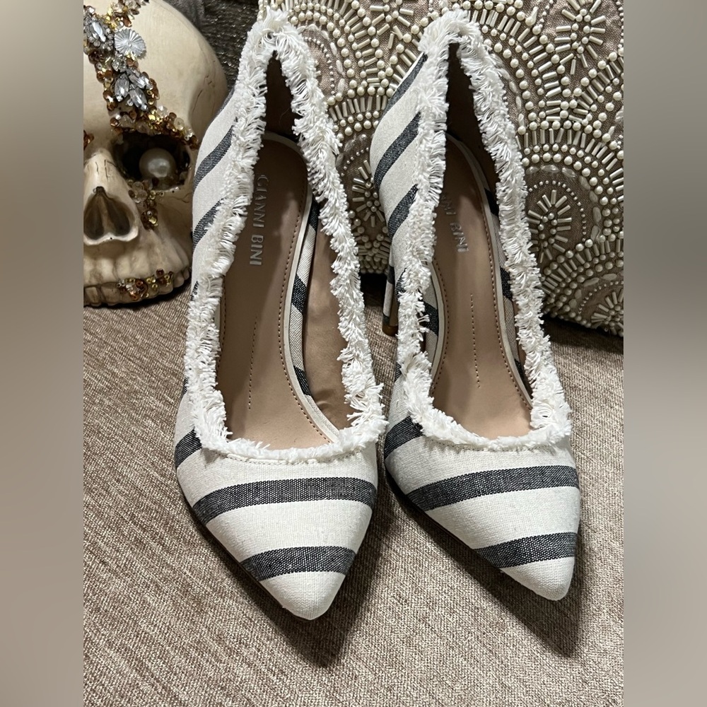 Brand New Gianni Bini Gray Blue and cream high heels, size 6.5